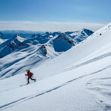 Nordis Lofoten Hotel 3*